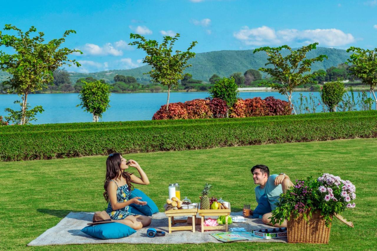 'zana' Lakeview - Scenic Lakeside 5* Udaipur